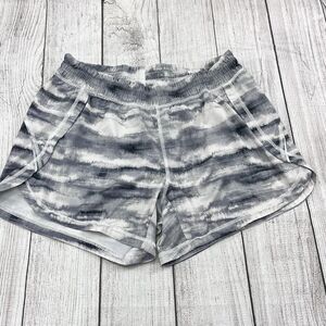 Athleta Training High-Rise Shorts Sz M White Gray Performance‎ Gym